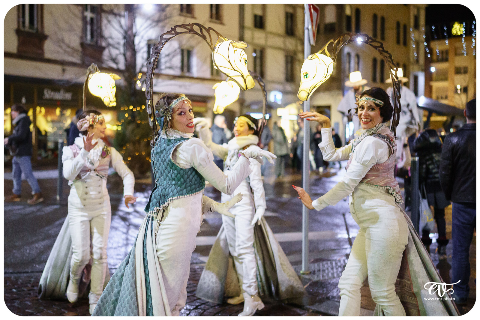 PARADE AMOUREUSE (CIE REMUE MENAGE)